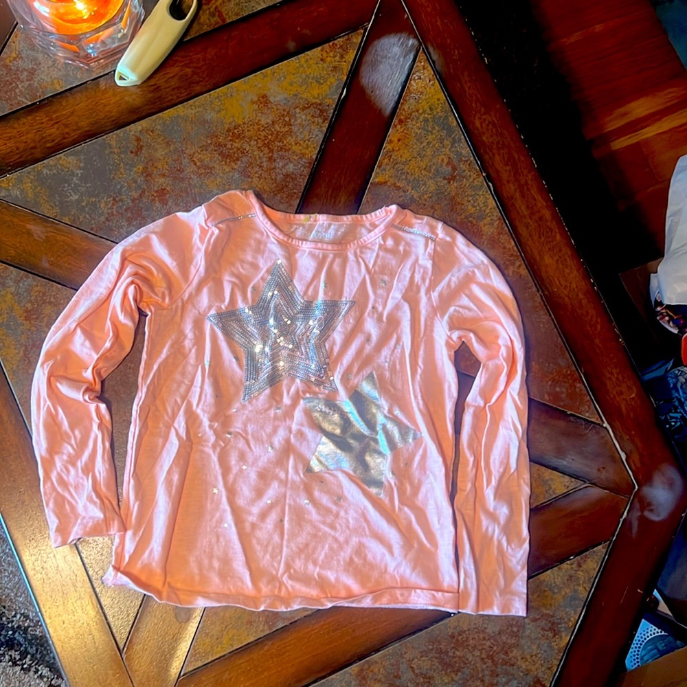 Psh Kosh girls 10. Peach long sleeve tee with silver sparkles